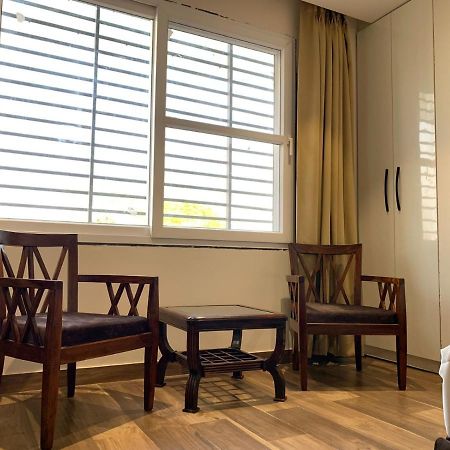 Hotel Alpine Plaza Shahpur  Ngoại thất bức ảnh